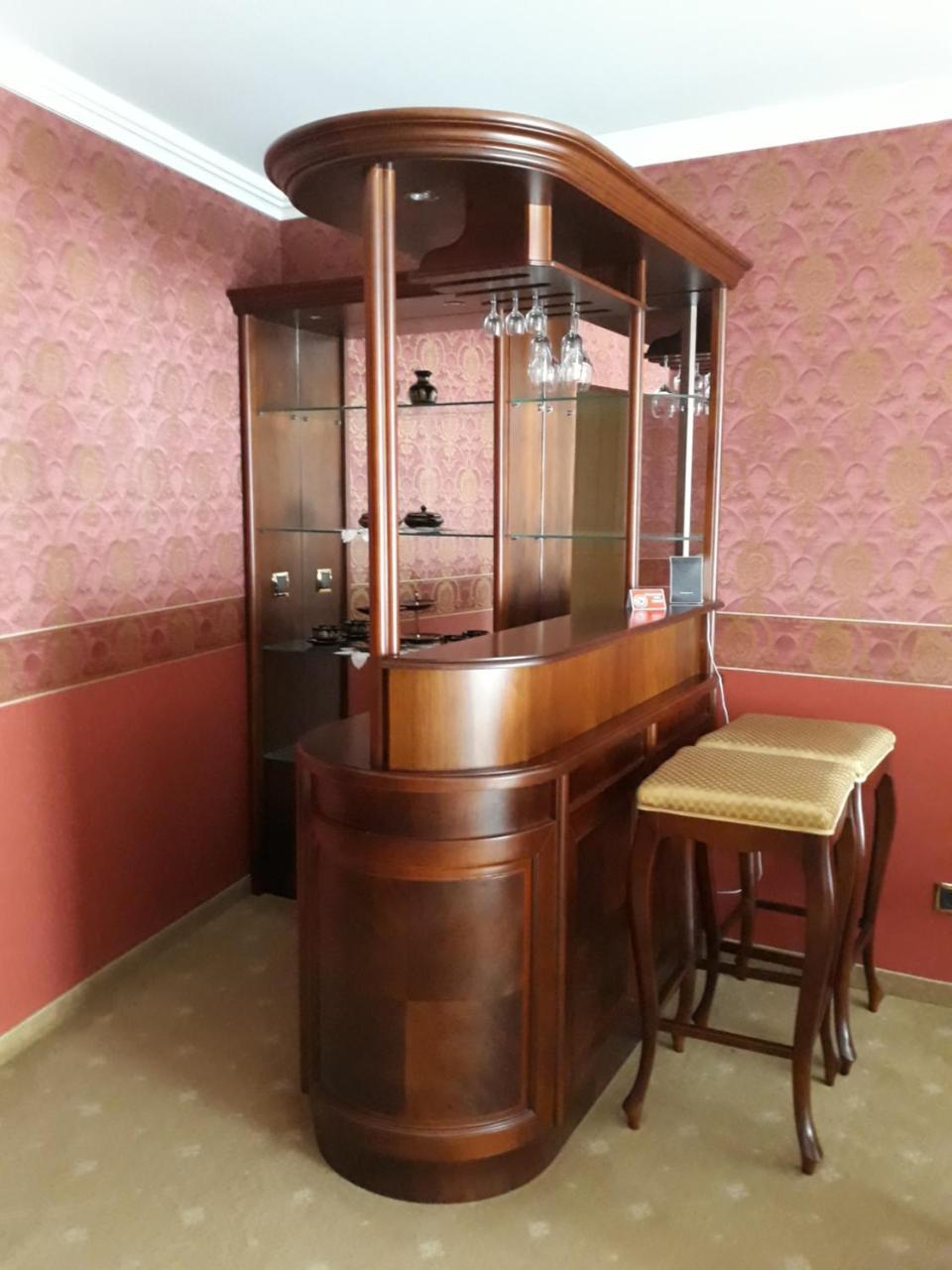 Hotel Imperium Пщина Екстериор снимка